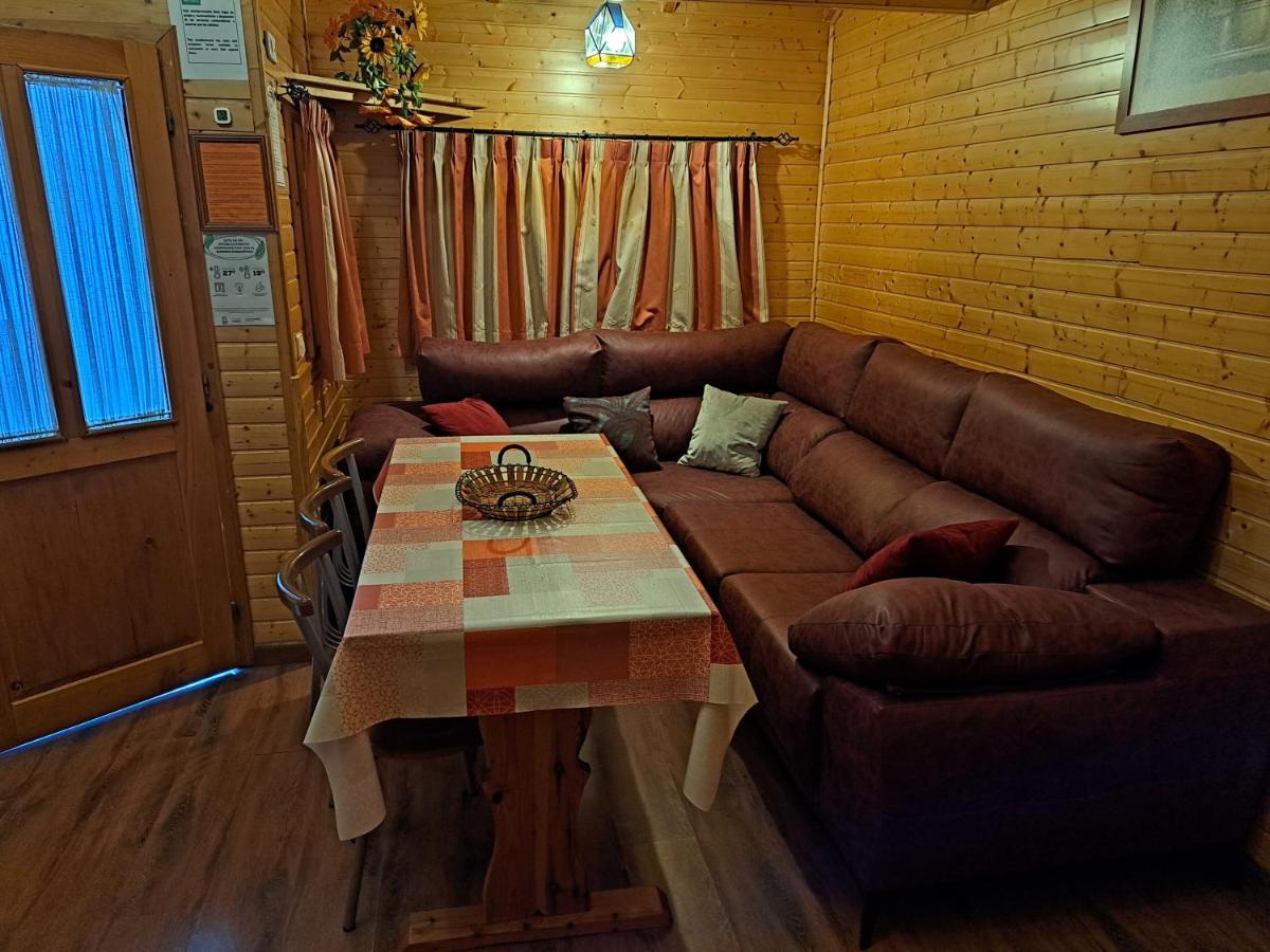 Cabanas De Madera El Rinconcillo Arroyo Frio Esterno foto